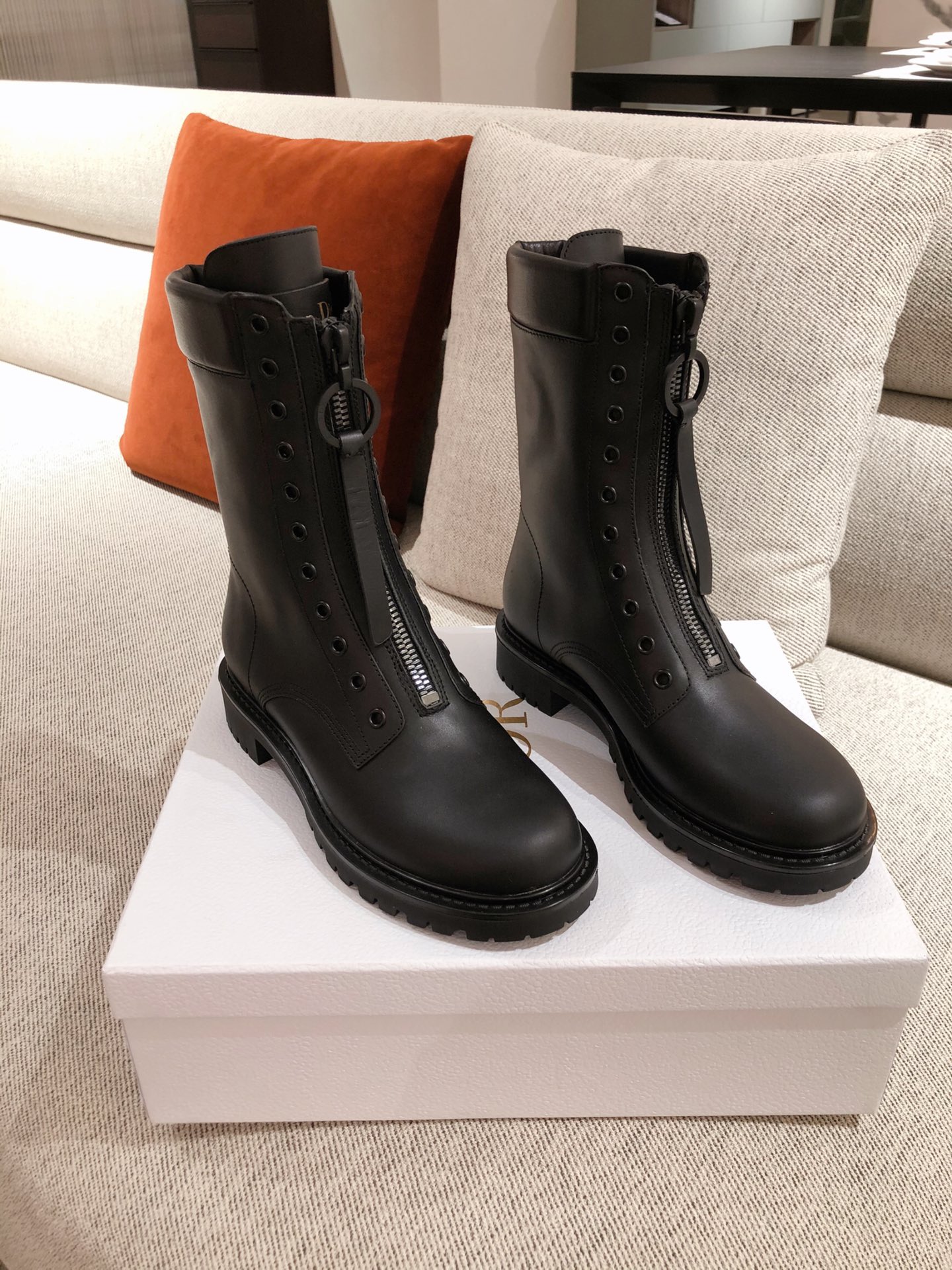 D*or boots 29