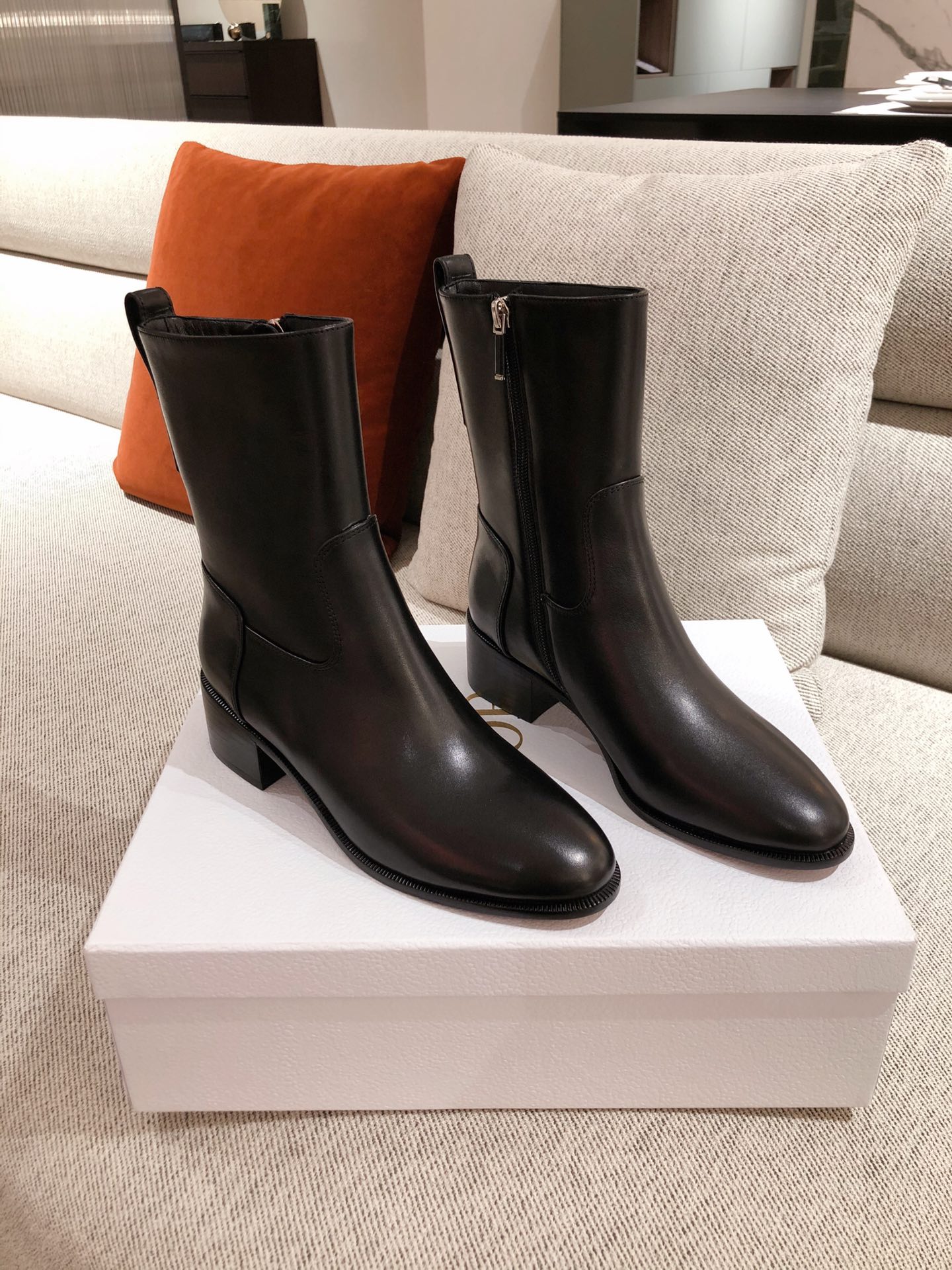 D*or boots 30