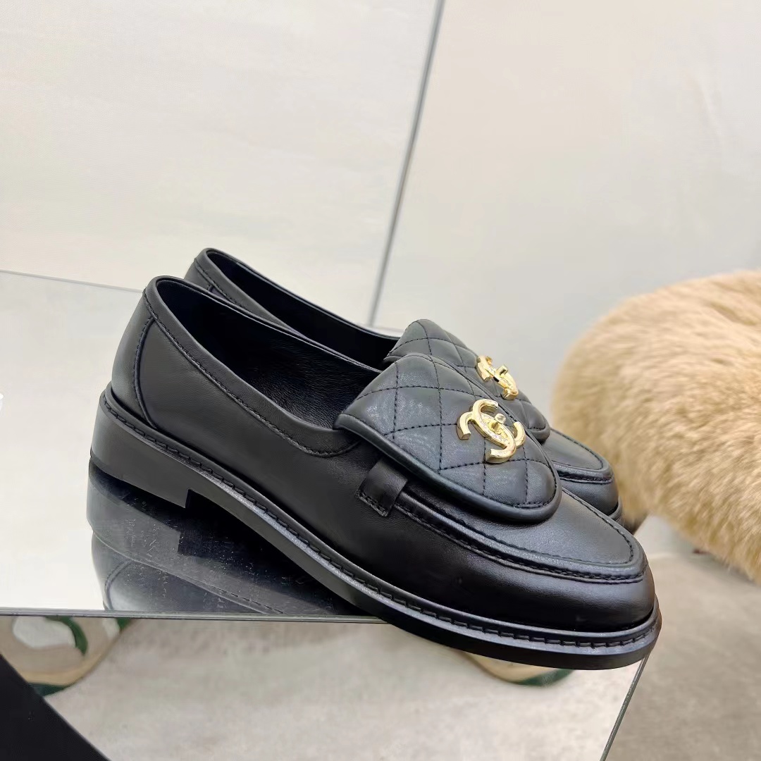 Ch*el cc classic loafers