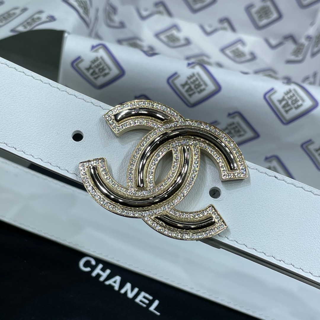Ch*el red patent leather cc logo belt