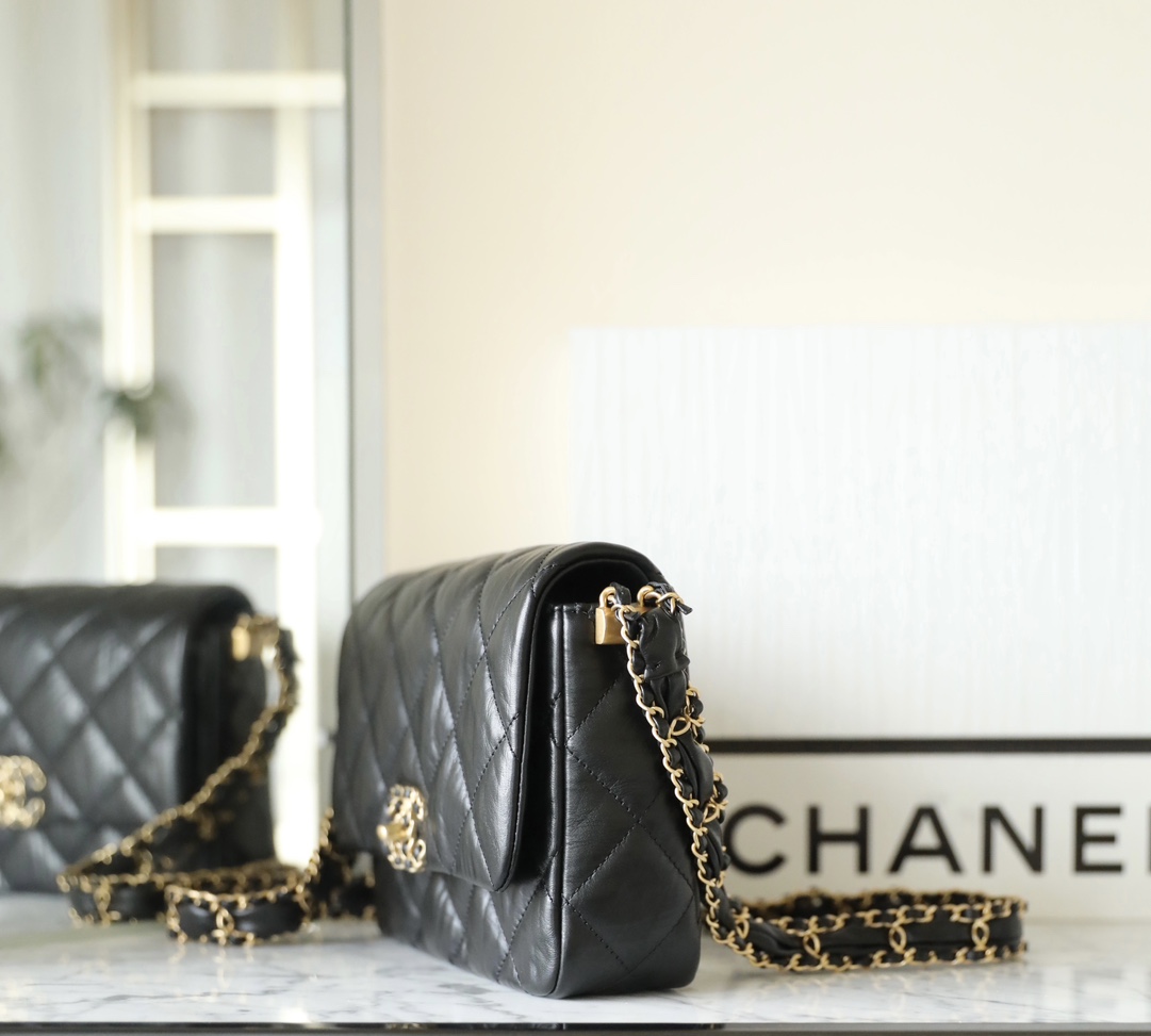 𝖬𝗈𝗇𝗍𝖾𝖻𝖾𝗅𝗅𝗈 𝖹𝖯 bag